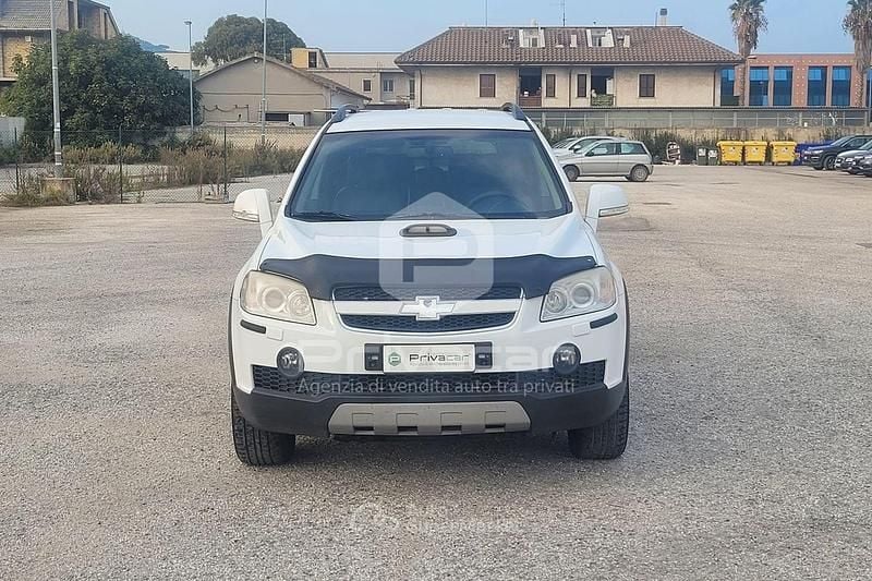 Usata Chevrolet Captiva LT 136 CV (100 kW) 2009 Bianco SUV