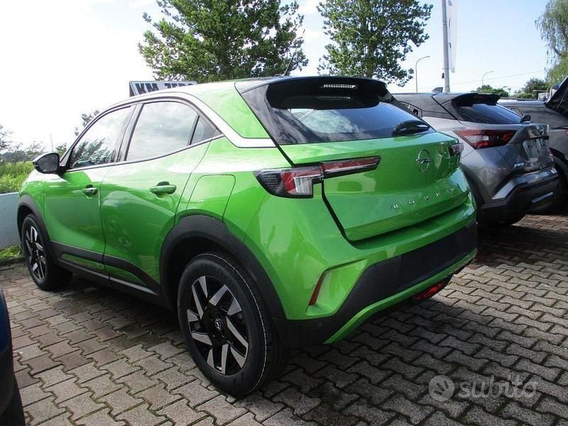 Usata Opel Mokka Elegance 136 CV (100 kW) 2024 Verde SUV