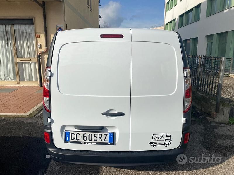 Usata Renault Kangoo Life 90 CV (66 kW) 2020 Bianco Berlina