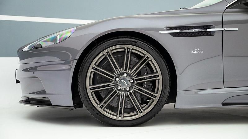 Usata Aston Martin DBS 517 CV (380 kW) 2009 Grigio metallizzato Coupé