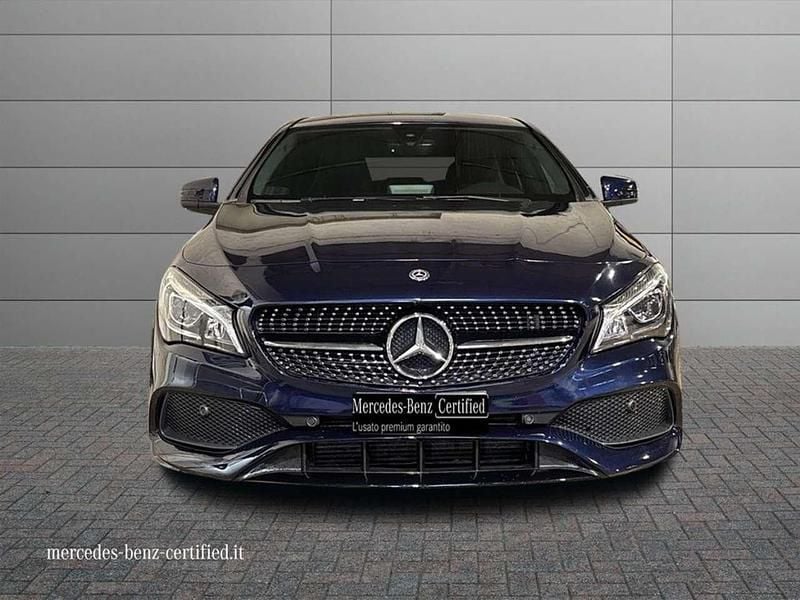 Usata Mercedes CLA200 Premium 136 CV (100 kW) 2017 Blu canvasite Station wagon