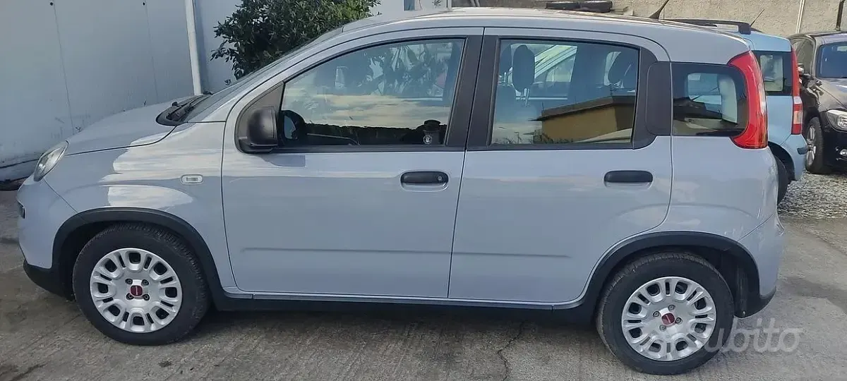 Usata Fiat Panda 86 CV (63 kW) 2022 Grigio Utilitaria