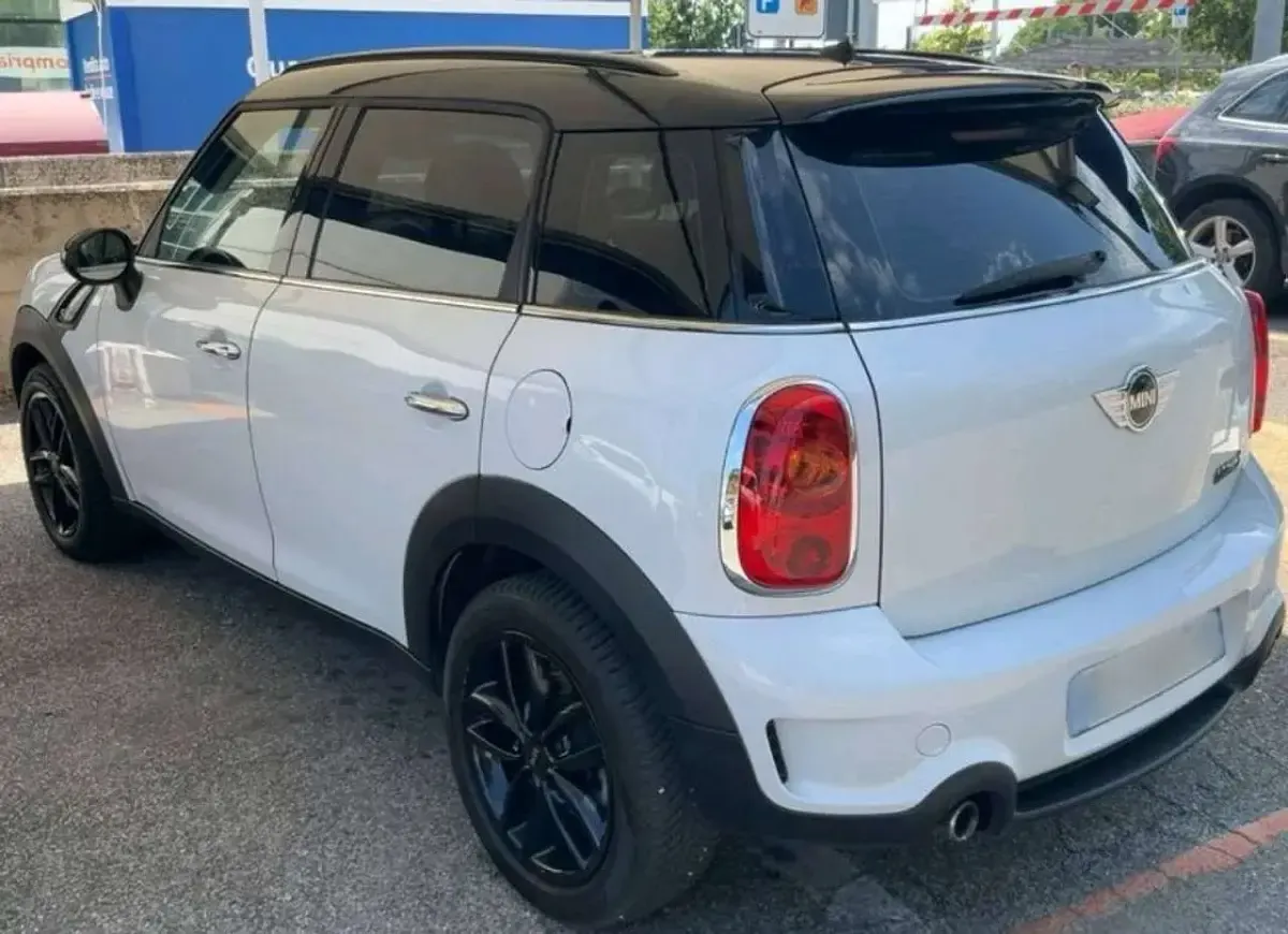 Usata Mini Cooper S Countryman 184 CV (135 kW) 2010 Bianco SUV
