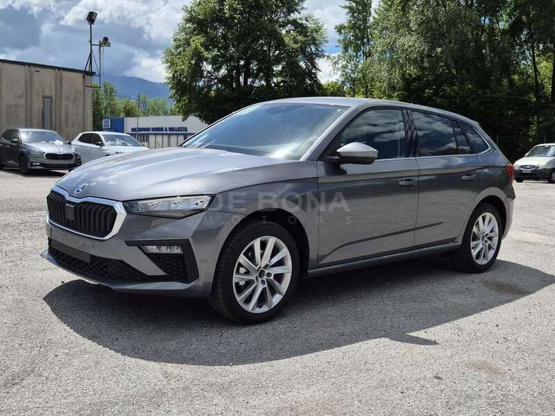 Grigio graphite metallizzato Nuova 2025 Skoda Scala Style Due volumi | 24.600 € (Super prezzo) - Immagine 1/4