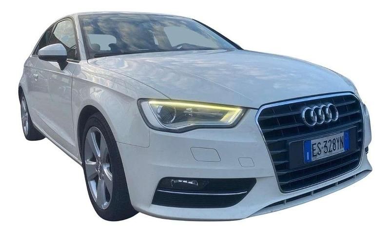 Usata Audi A3 Ambition 105 CV (77 kW) 2013 Bianco Utilitaria