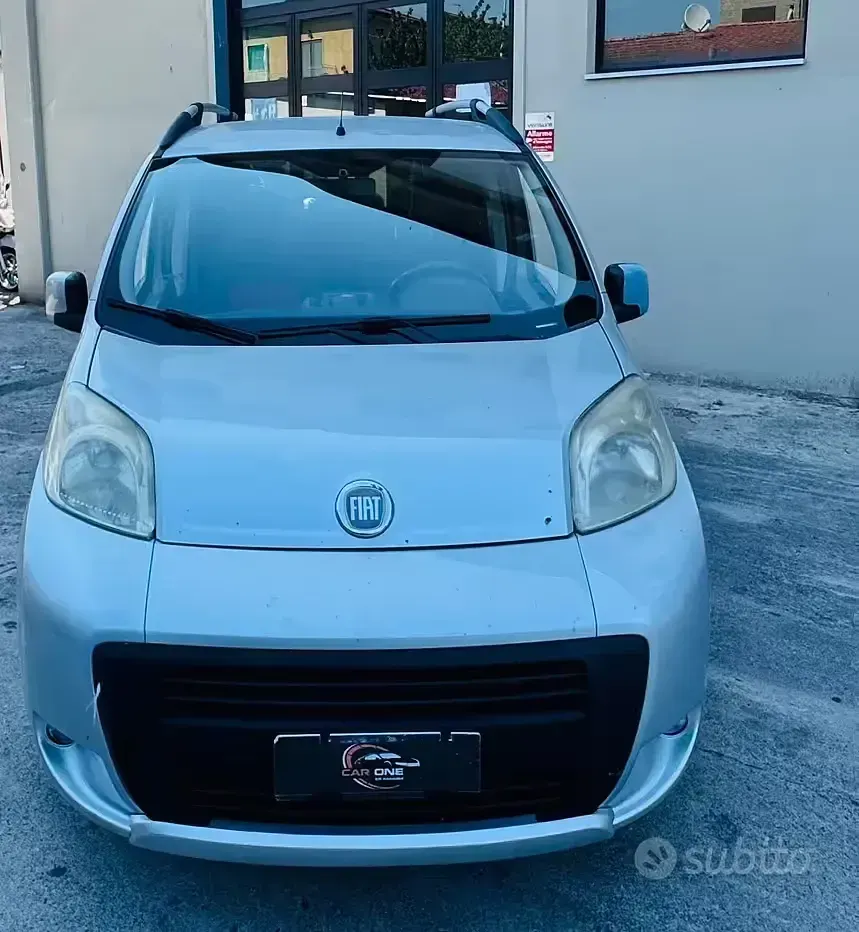 Usata Fiat Qubo Trekking 75 CV (55 kW) 2011 Grigio Monovolume