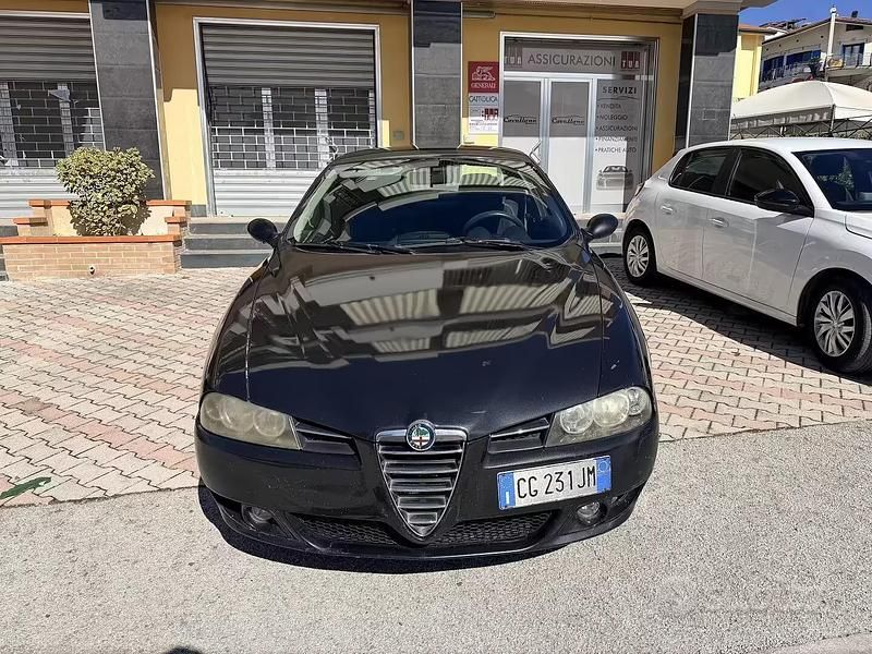 Usata Alfa Romeo 156 140 CV (102 kW) 2003 Nero Utilitaria