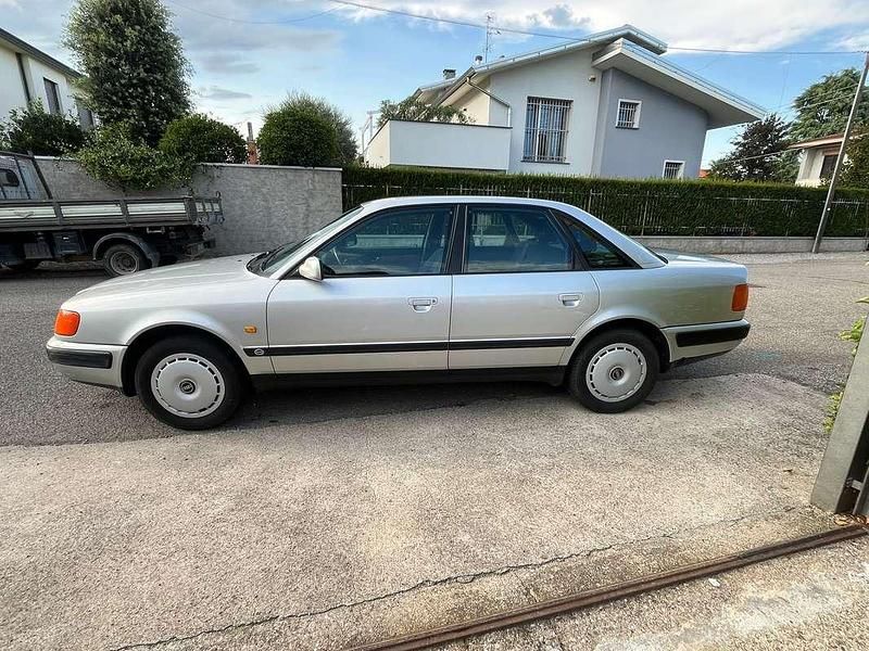 Usata Audi 100 116 CV (85 kW) 1991 Argento Berlina