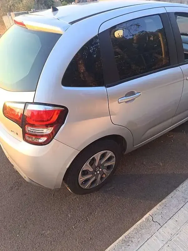 Usata Citroën C3 SELECTION 75 CV (55 kW) 2016 Grigio Berlina