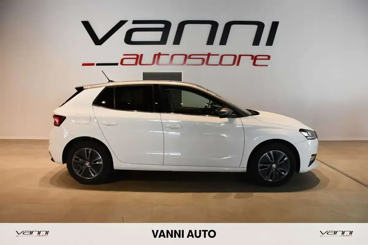 Usata Skoda Fabia Style 116 CV (85 kW) 2024 Bianco Utilitaria