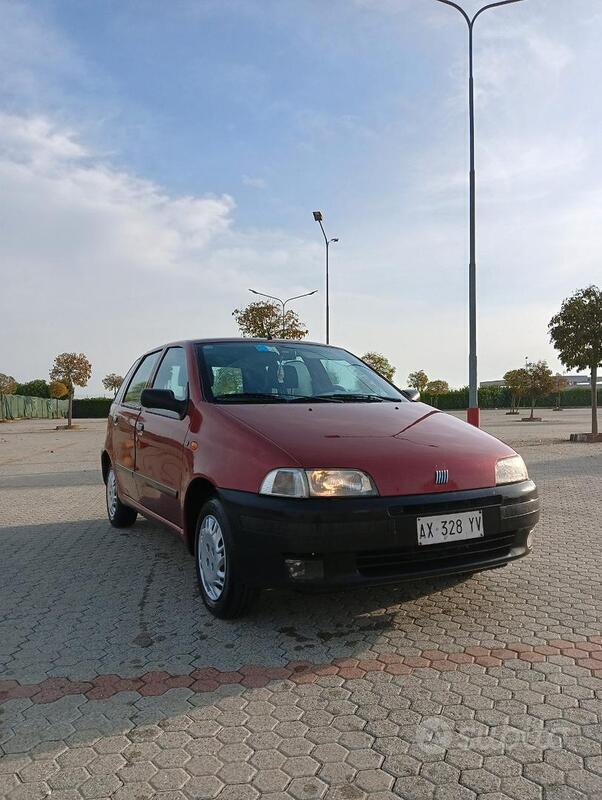 Usato 1998 Fiat Punto 1.2 Benzin 60 CV (1.500 €)