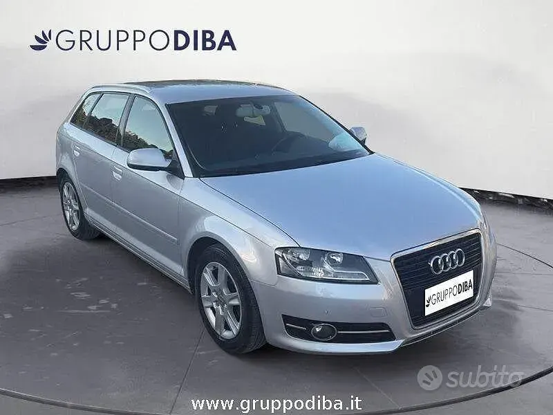 Usata Audi A3 Young 90 CV (66 kW) 2012 Argento Berlina