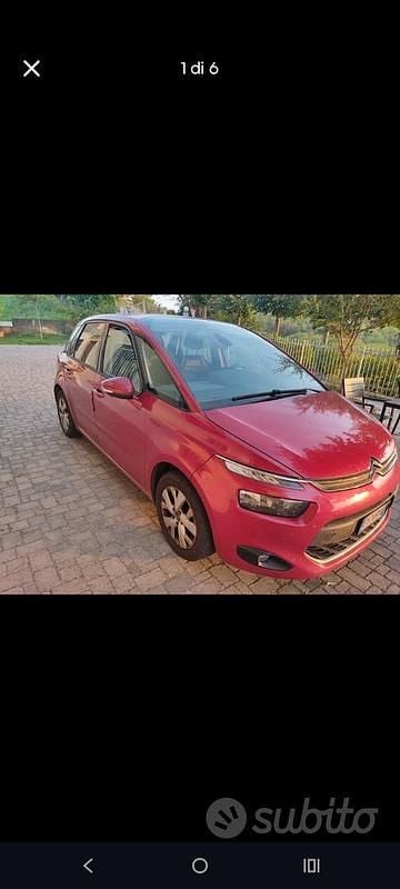 Rosso Usata 2015 Citroën C4 Picasso Seduction Monovolume | 4500 € (Super prezzo) - Immagine 1/4