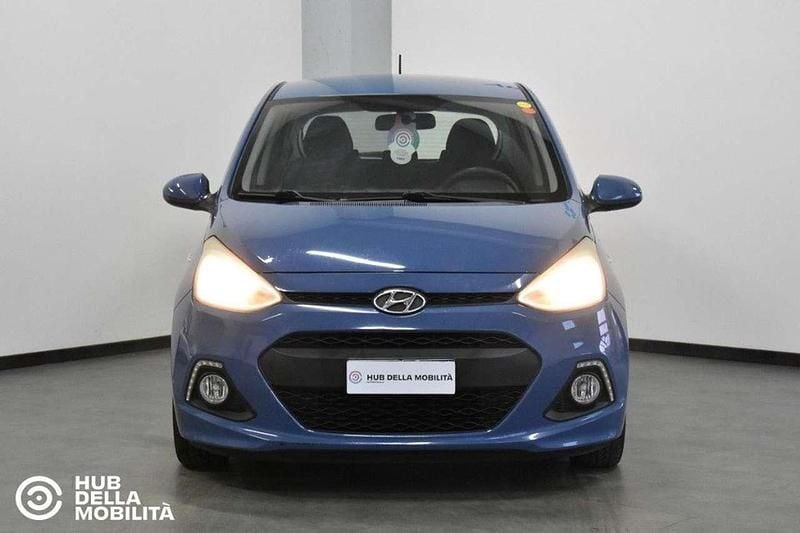 Blu Usata 2016 Hyundai i10 Comfort Due volumi | 3900 € (Ottimo prezzo) - Immagine 1/4