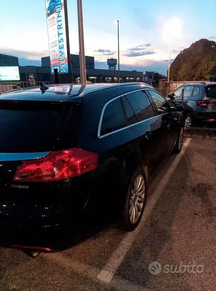 Usata Opel Insignia 180 CV (132 kW) 2009 Nero Berlina