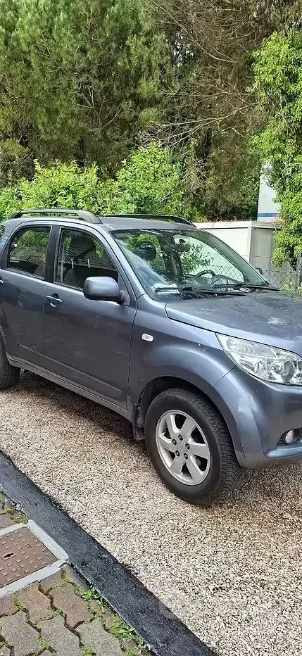Usata Daihatsu Terios 105 CV (77 kW) 2008 Grigio SUV