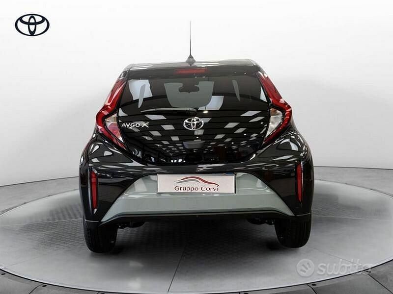 Nuova Toyota Aygo X Trend 72 CV (52 kW) 2025 Grigio SUV