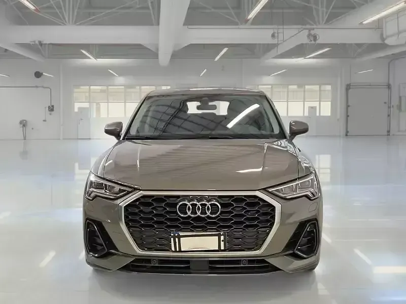 Usata Audi Q3 Sportback Business Plus 149 CV (109 kW) 2021 SUV