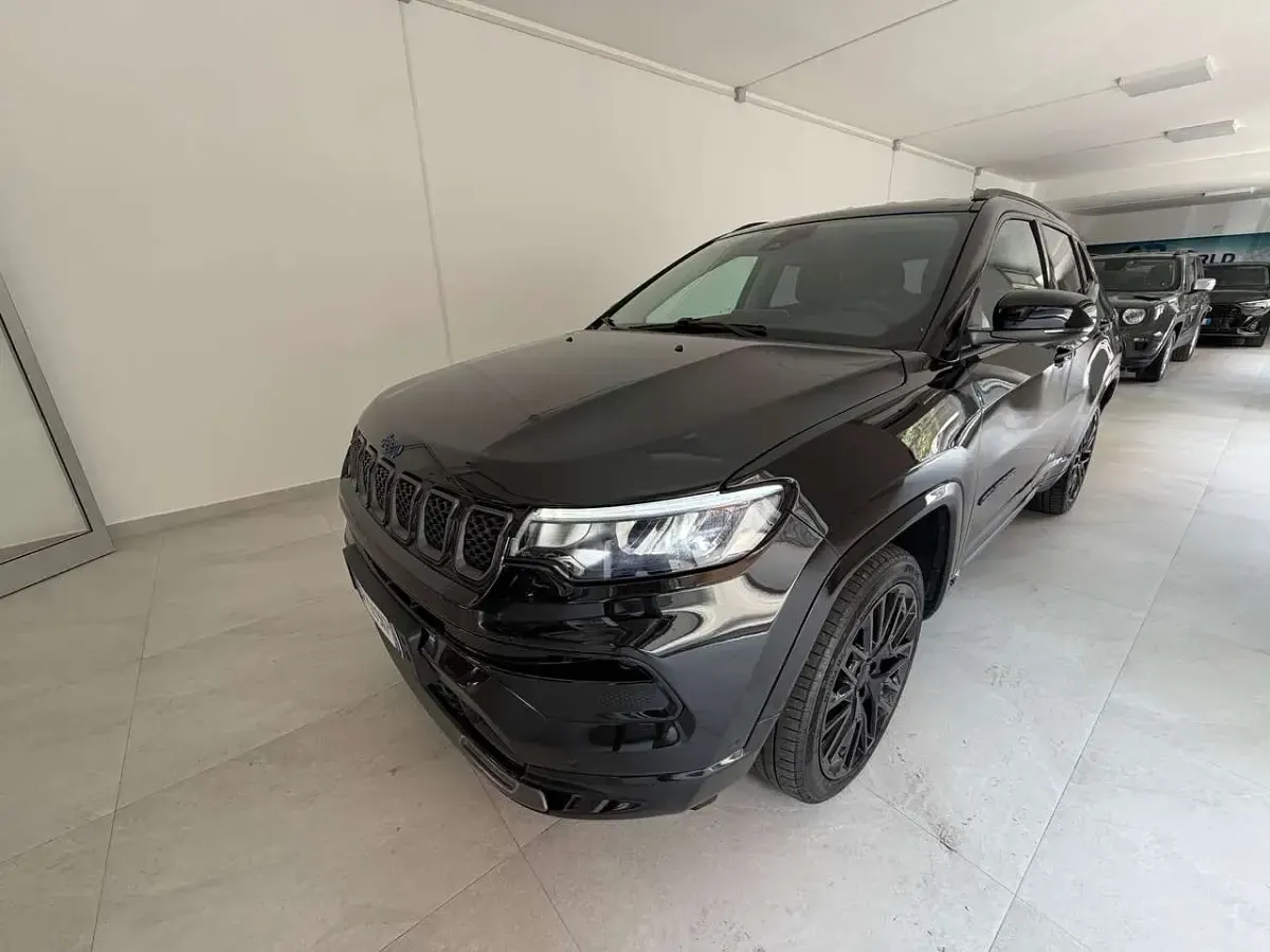 Usata Jeep Compass 179 CV (131 kW) 2023 Nero SUV