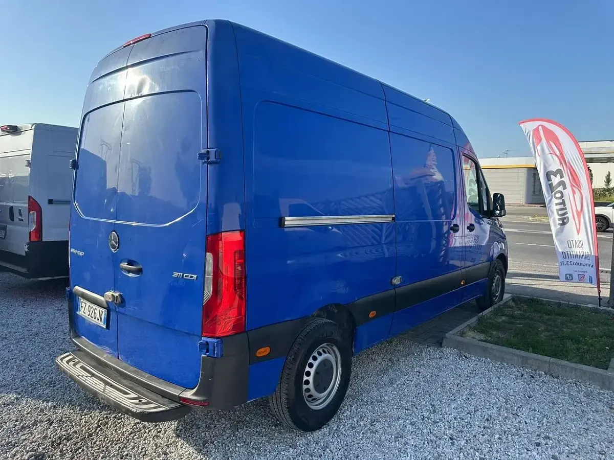 Usata Mercedes Sprinter 116 CV (85 kW) 2019 Blu/azzurro Furgone