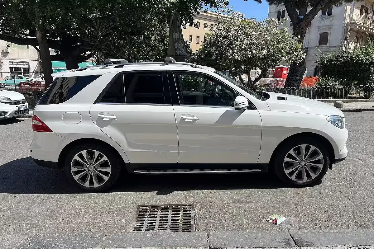 Usata Mercedes ML250 204 CV (150 kW) 2015 Bianco SUV