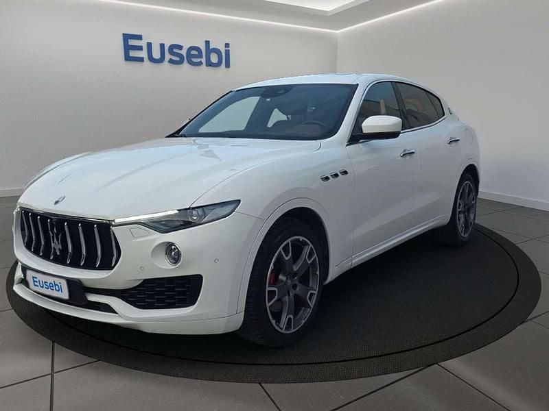 Usata Maserati Levante GranLusso 275 CV (202 kW) 2019 Bianco SUV
