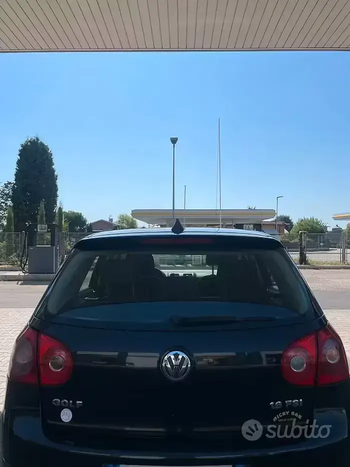 Usata VW Golf IV 102 CV (75 kW) 2006 Nero Berlina