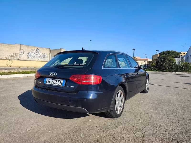 Usata Audi A4 143 CV (105 kW) 2010 Blu Station wagon