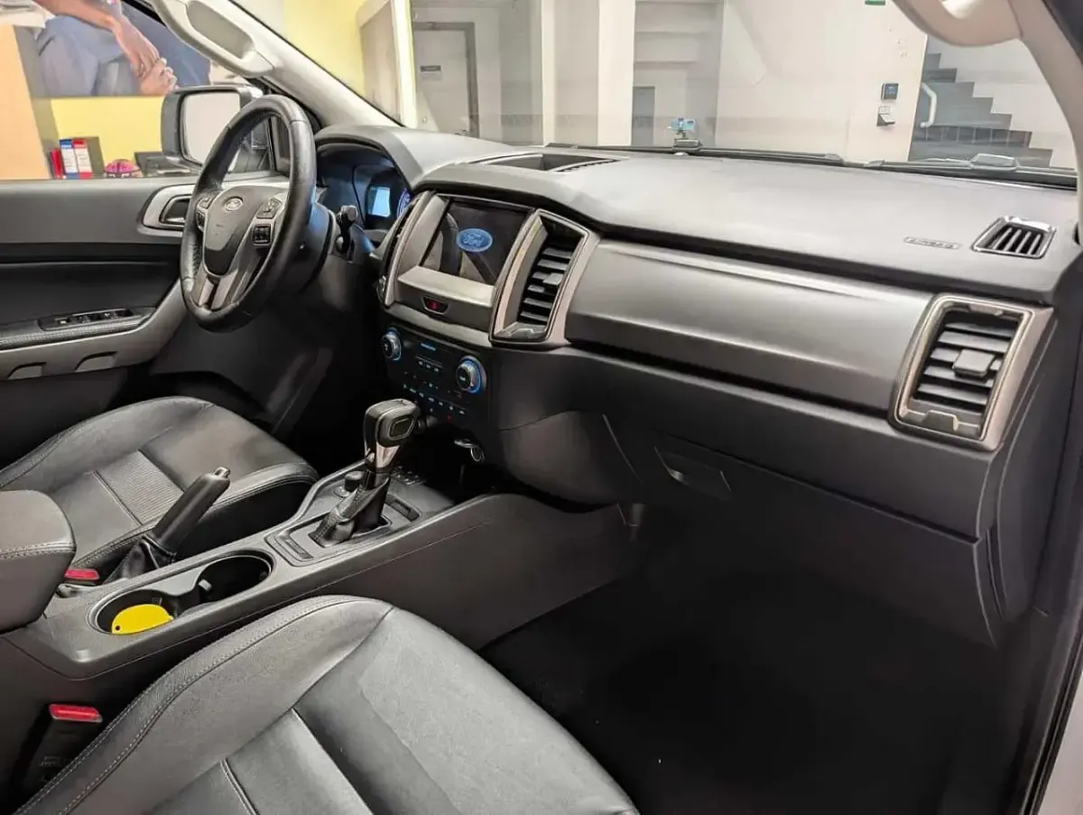 Usata Ford Ranger Limited 213 CV (156 kW) 2022 Bianco Pick-up