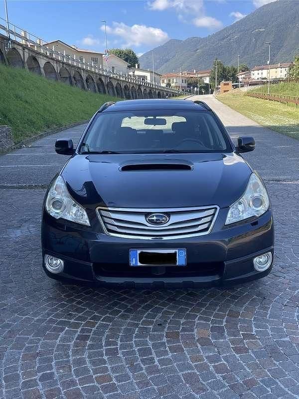 Usata 2009 Subaru Outback Station wagon | 5800 € (Buon prezzo) - Immagine 1/4