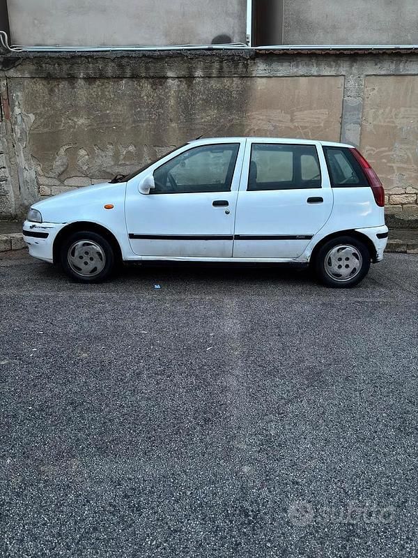 Usata Fiat Punto 1995 Bianco Utilitaria