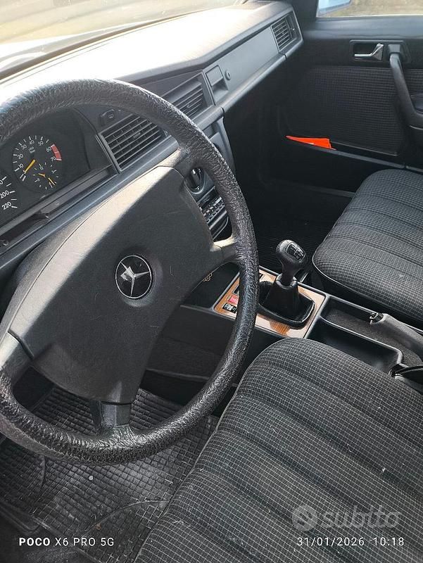 Usata Mercedes 190 1988 Bianco Berlina