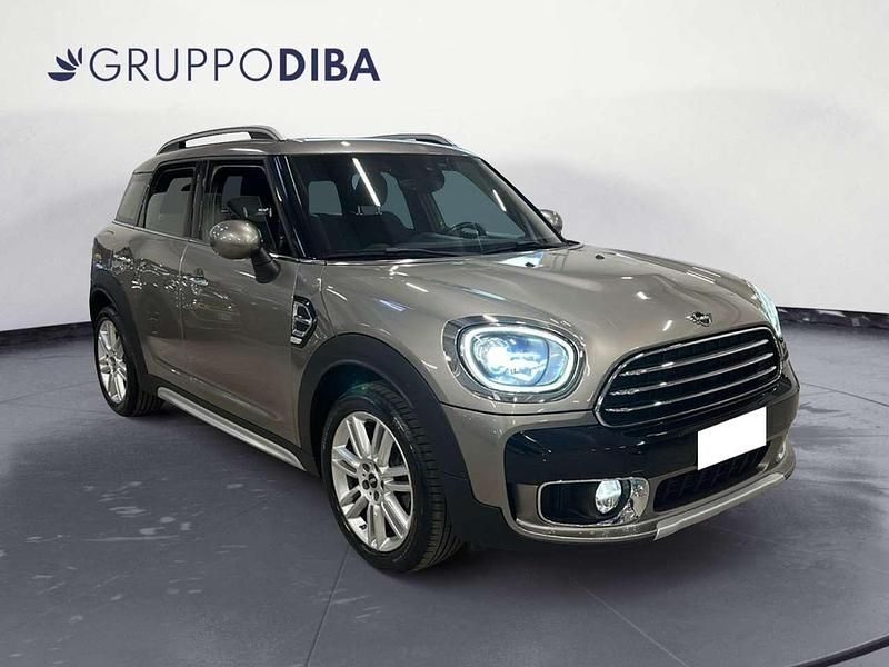 Usata Mini One Countryman Hype 102 CV (75 kW) 2018 Grigio SUV