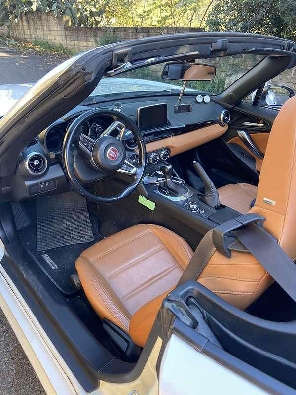 Usata Fiat 124 Spider Lusso 140 CV (102 kW) 2017 Cabrio