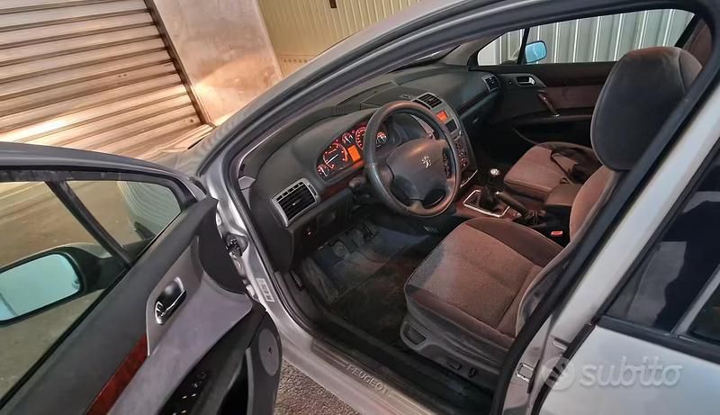 Usata Peugeot 407 136 CV (100 kW) 2006 Grigio Berlina