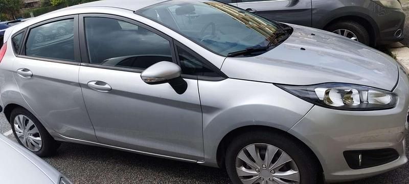 Usata Ford Fiesta Business Edition 75 CV (55 kW) 2015 Utilitaria