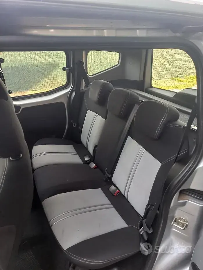 Usata Fiat Qubo Trekking 77 CV (56 kW) 2012 Grigio Monovolume