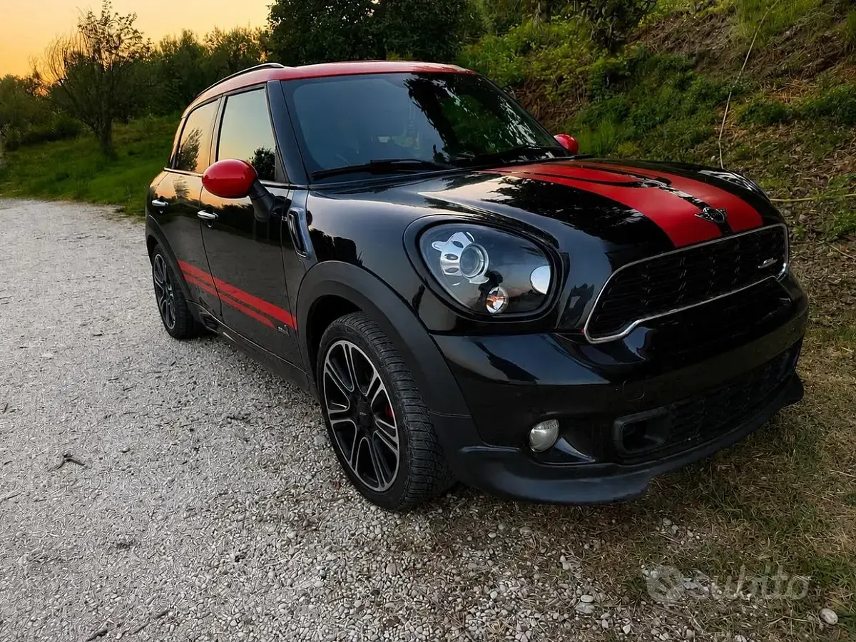 Usata Mini John Cooper Works Countryman 122 CV (89 kW) 2014 Nero SUV
