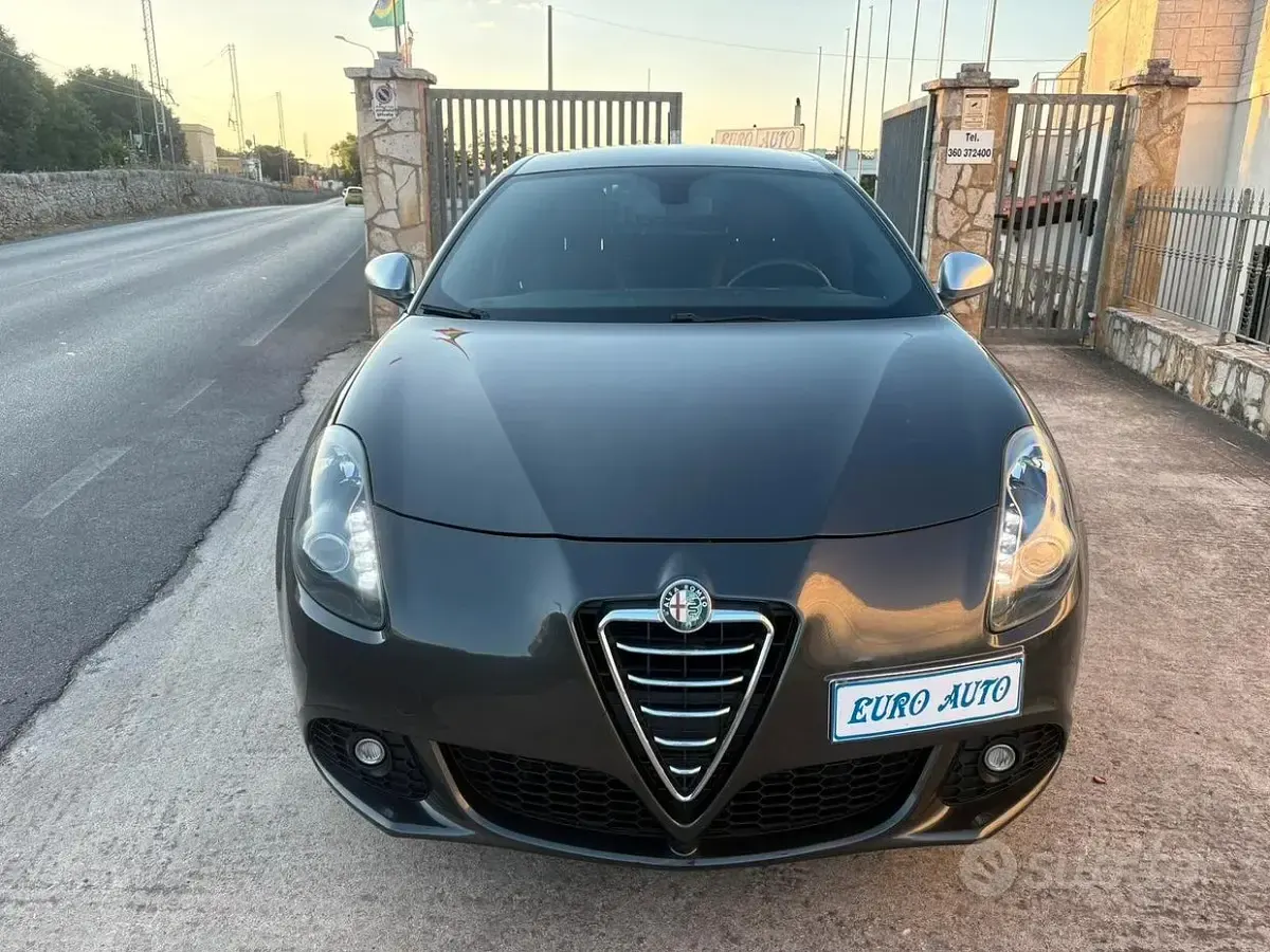 Usata Alfa Romeo Giulietta Progression 105 CV (77 kW) 2010 Grigio Utilitaria