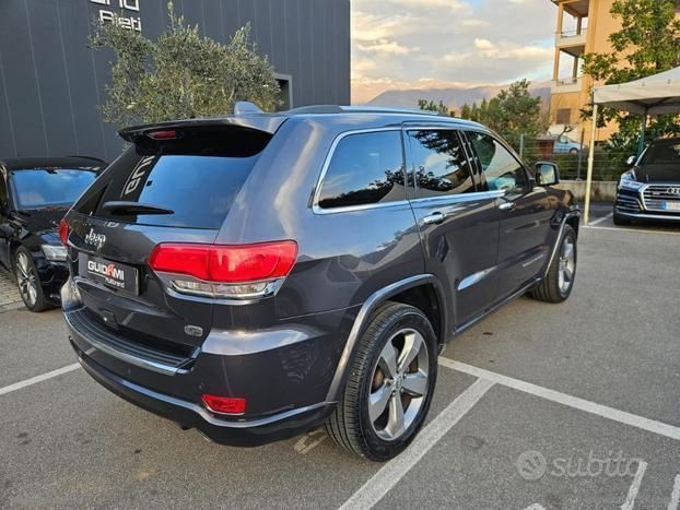 Usata Jeep Cherokee 241 CV (177 kW) 2013 SUV