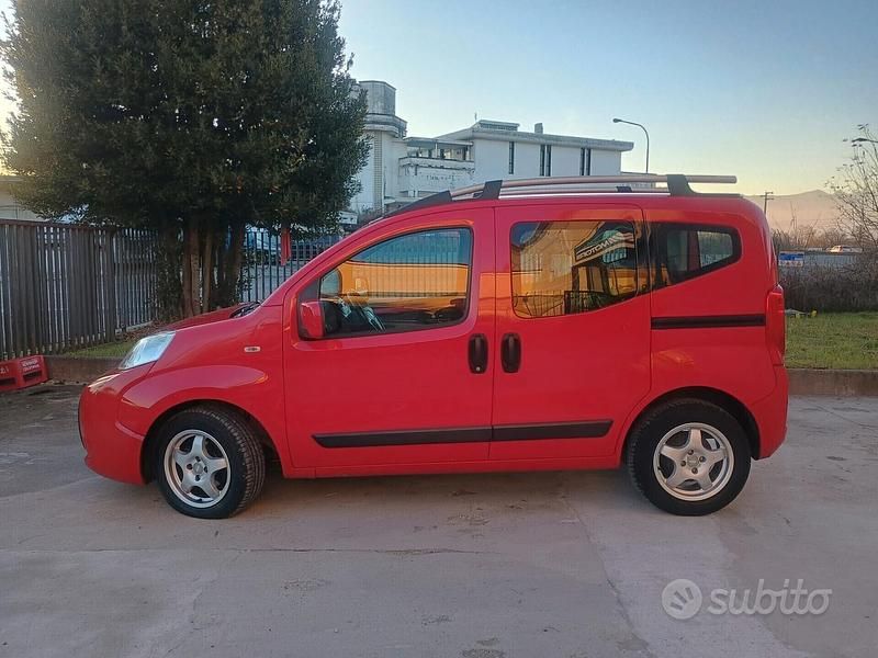 Usata Fiat Qubo Trekking 75 CV (55 kW) 2015 Rosso Monovolume