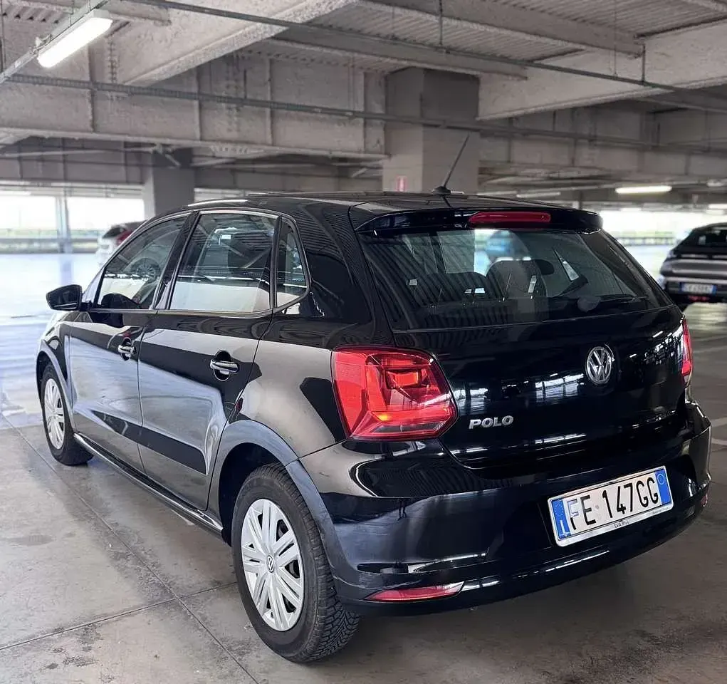 Usata VW Polo Trendline 60 CV (44 kW) 2016 Nero Berlina