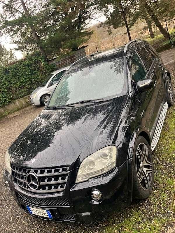 Usata Mercedes ML63 AMG AMG 510 CV (375 kW) 2010 Nero SUV