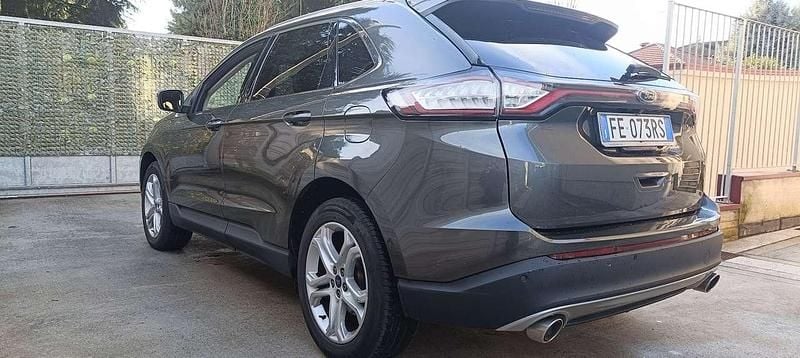 Usata Ford Edge Titanium S 209 CV (153 kW) 2016 Grigio SUV