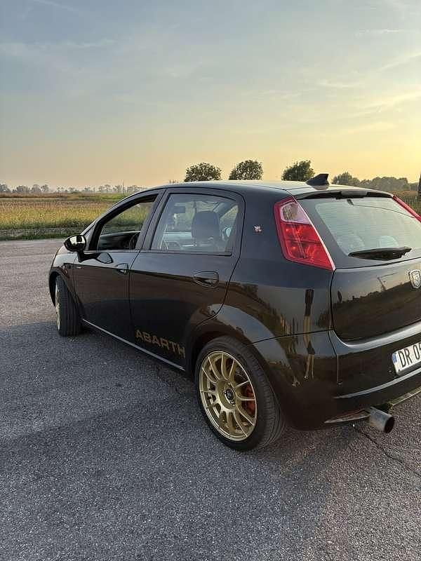 Usata Fiat Grande Punto Dynamic 120 CV (88 kW) 2008 Utilitaria