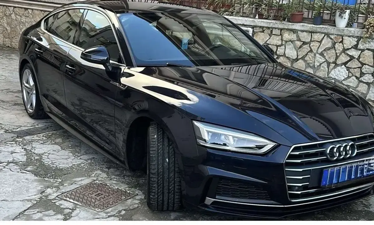 Usata Audi A5 Sportback Business 190 CV (139 kW) 2018 Utilitaria
