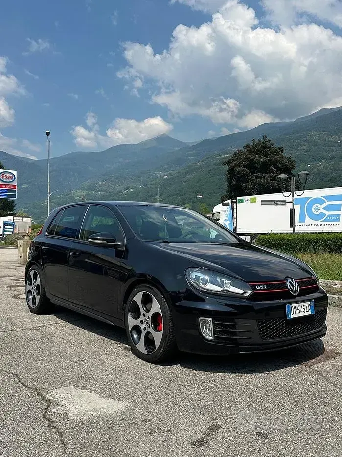 Usata VW Golf VI GTI 210 CV (154 kW) 2009 Nero Utilitaria