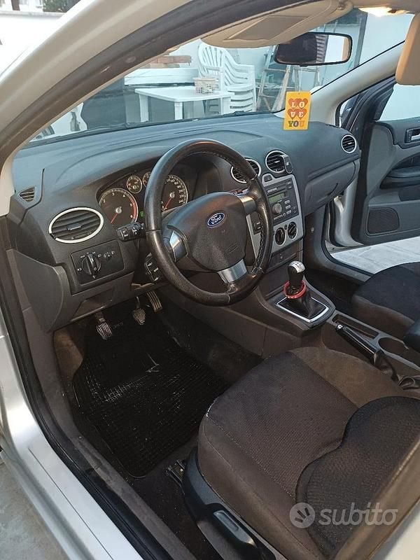 Usata Ford Focus 2007 Grigio Station wagon