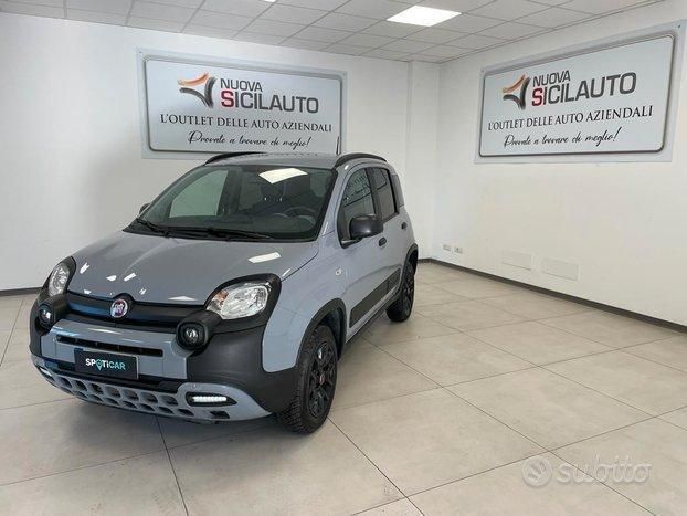 Usata Fiat Panda Cross Cross 86 CV (63 kW) 2021 Grigio pastello Utilitaria
