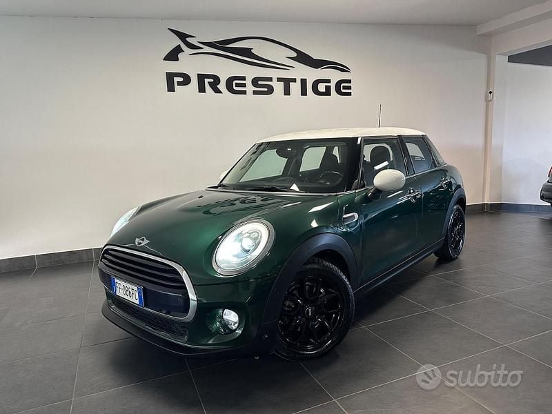 Usata Mini Cooper D 116 CV (85 kW) 2016 Verde Utilitaria